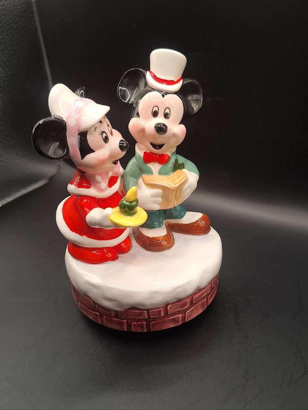 The Schmid Music Box Disney Joy to the World Mickey and Minnie Mouse